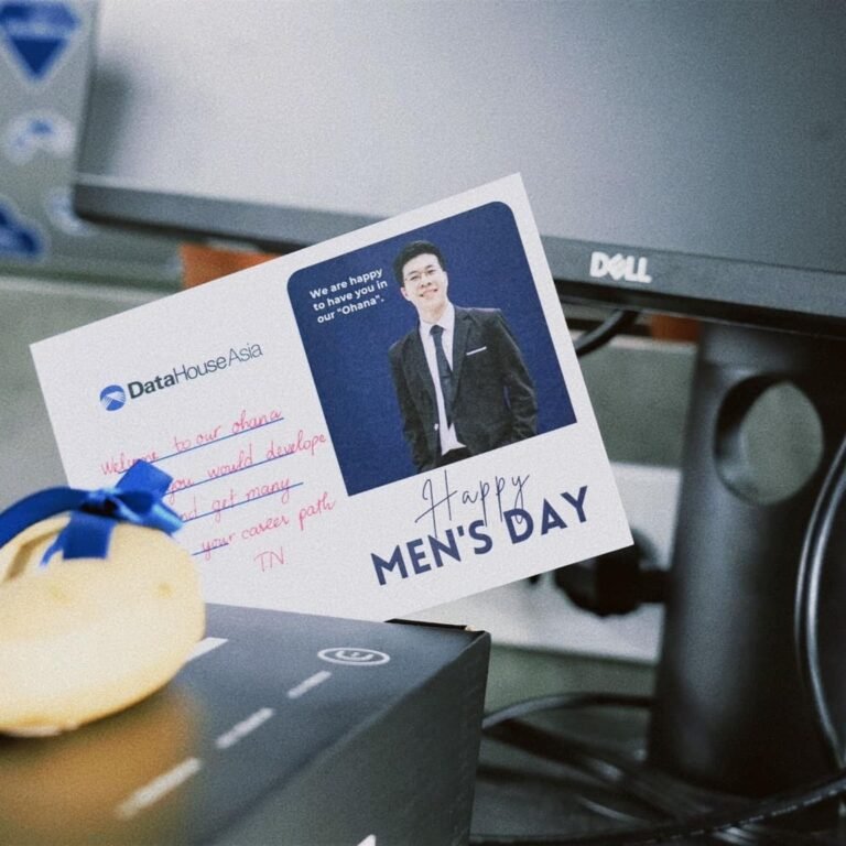 Menday at DataHouse